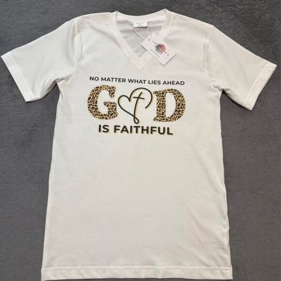 Corinthian's Corner Tops - New Women Spiritual No Matter What Lies Ahead God Is Faithful” Graphic Tee